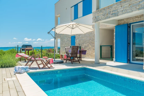 Vila Severní Dalmácie - Privlaka DA 8492 N1
