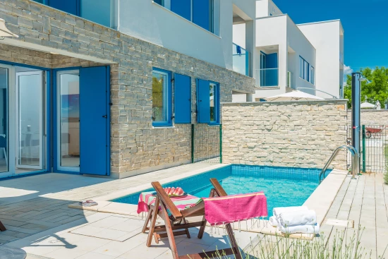 Vila Severní Dalmácie - Privlaka DA 8492 N1