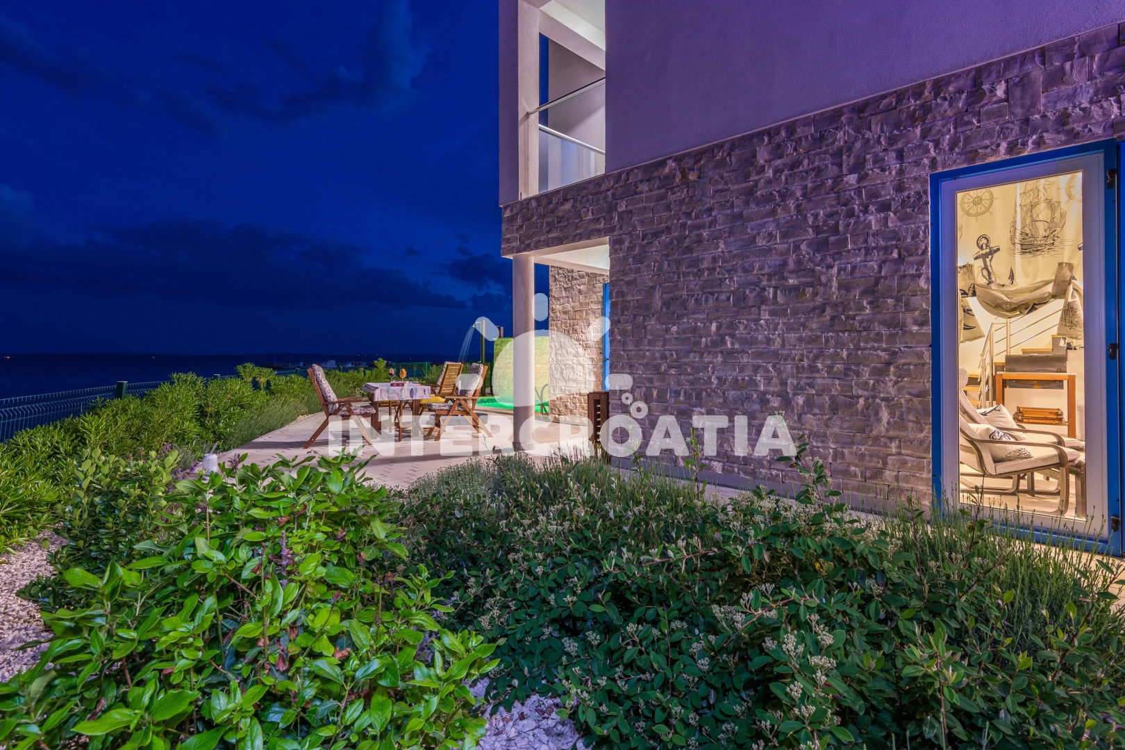 Vila Severní Dalmácie - Privlaka DA 8493 N1