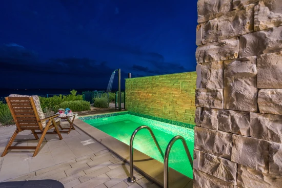 Vila Severní Dalmácie - Privlaka DA 8493 N1