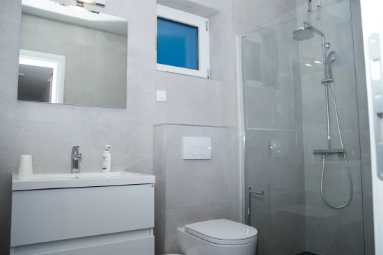 Vila Severní Dalmácie - Privlaka DA 8494 N1