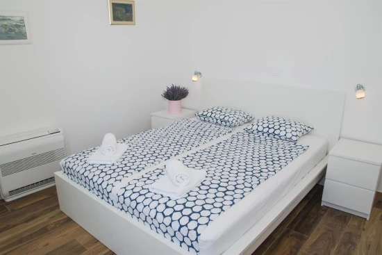 Vila Severní Dalmácie - Privlaka DA 8495 N1