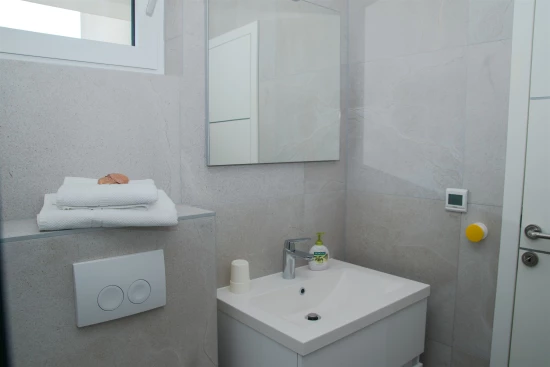 Vila Severní Dalmácie - Privlaka DA 8495 N1