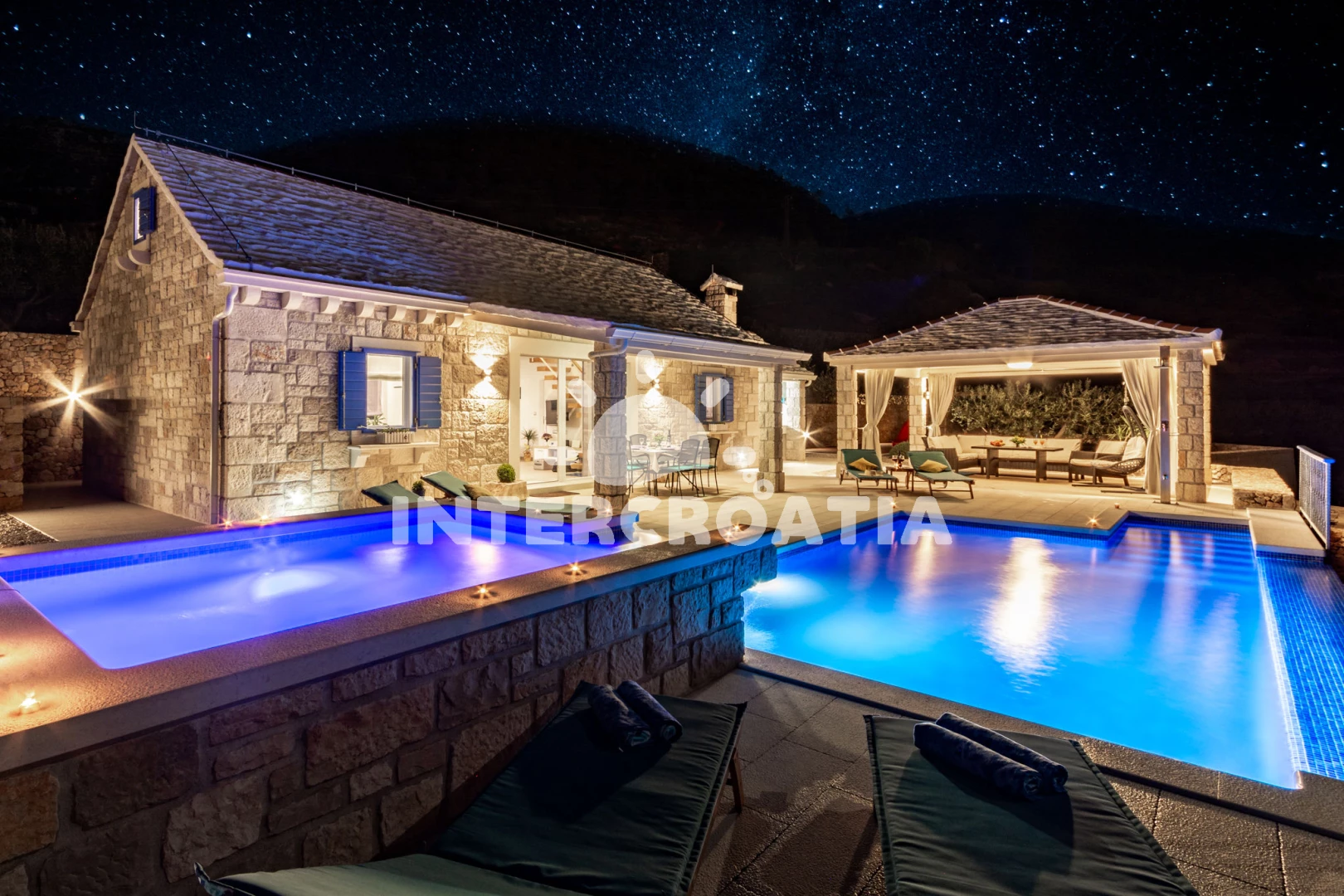 Vila Ostrov Brač - Bol OS 10320 N1