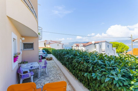 Apartmán Střední Dalmácie - Slatine (Čiovo) DA 8499 N1