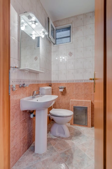 Apartmán Střední Dalmácie - Staniči DA 8503 N1