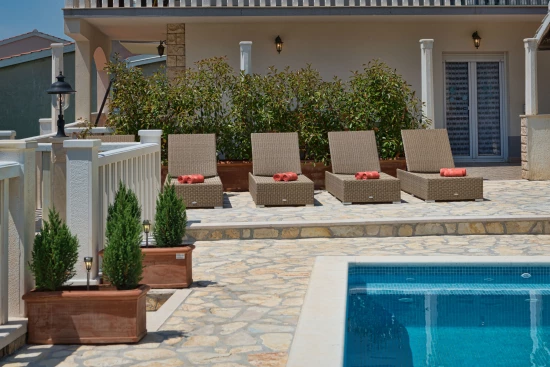 Apartmán Střední Dalmácie - Staniči DA 8503 N2