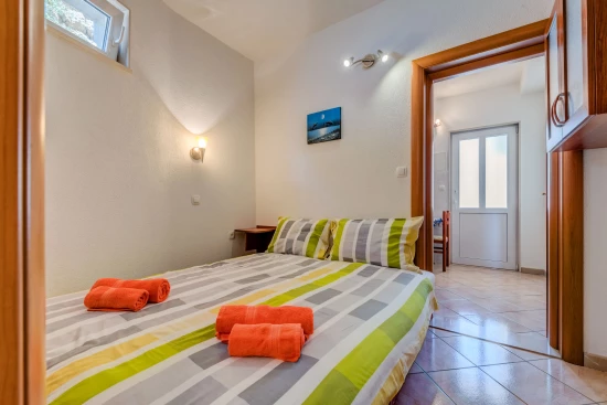 Apartmán Střední Dalmácie - Staniči DA 8503 N2