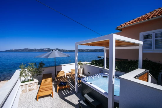 Apartmán Ostrov Iž - Mali Iž OS 10333 N1