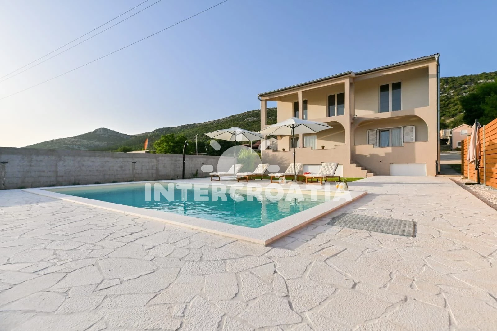 Vila Severní Dalmácie - Vrana DA 8509 N1