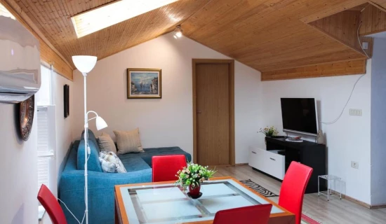 Domek Kvarner - Brseč (Mošćenička Draga) KV 7627 N1