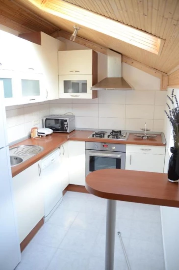 Domek Kvarner - Brseč (Mošćenička Draga) KV 7627 N1