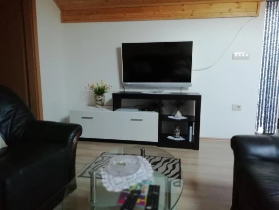 Domek Kvarner - Brseč (Mošćenička Draga) KV 7627 N1