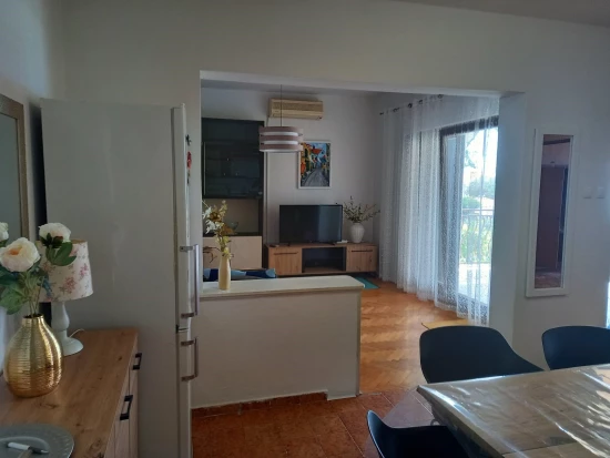 Apartmán Střední Dalmácie - Podgora DA 8514 N1