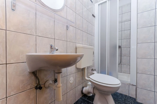 Apartmán Střední Dalmácie - Okrug Gornji DA 8515 N1