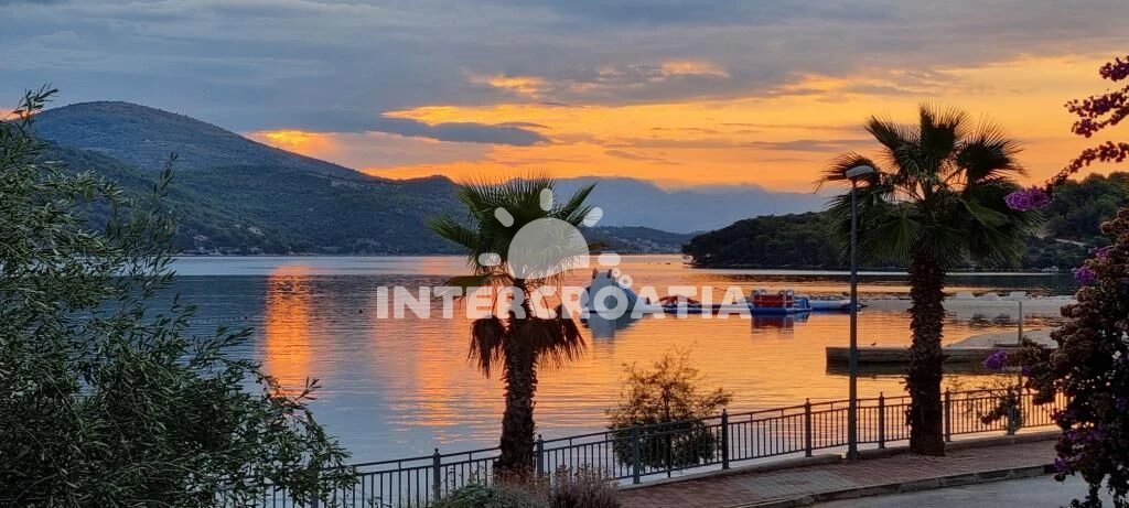 Apartmán Střední Dalmácie - Marina DA 8516 N5