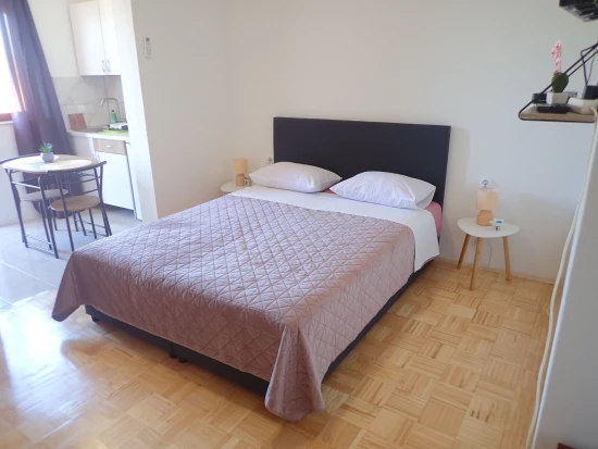 Apartmán Severní Dalmácie - Starigrad Paklenica DA 8519 N2