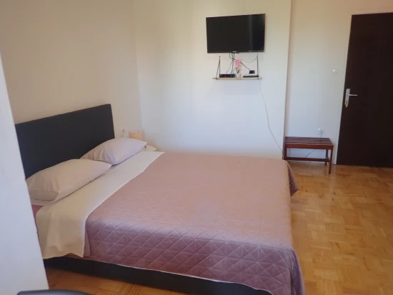 Apartmán Severní Dalmácie - Starigrad Paklenica DA 8519 N2