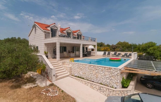 Domek Ostrov Brač - Povlja OS 10351 N1