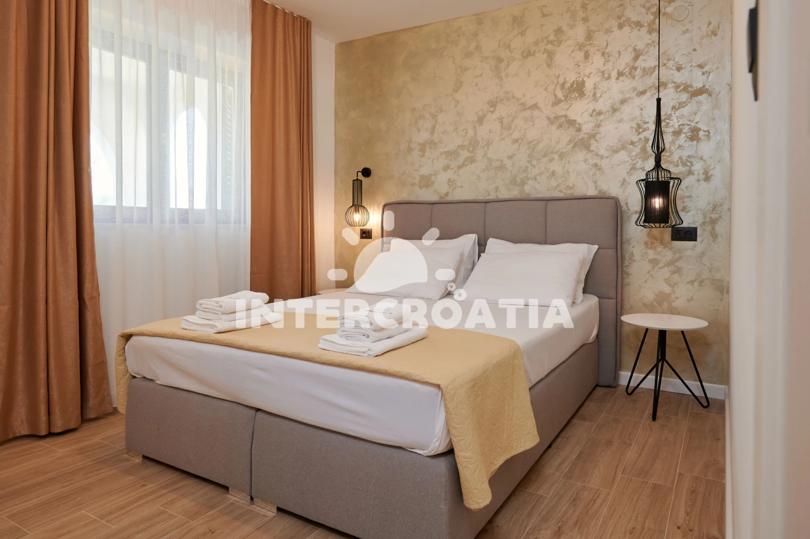 Apartmán Střední Dalmácie - Okrug Gornji DA 8523 N1