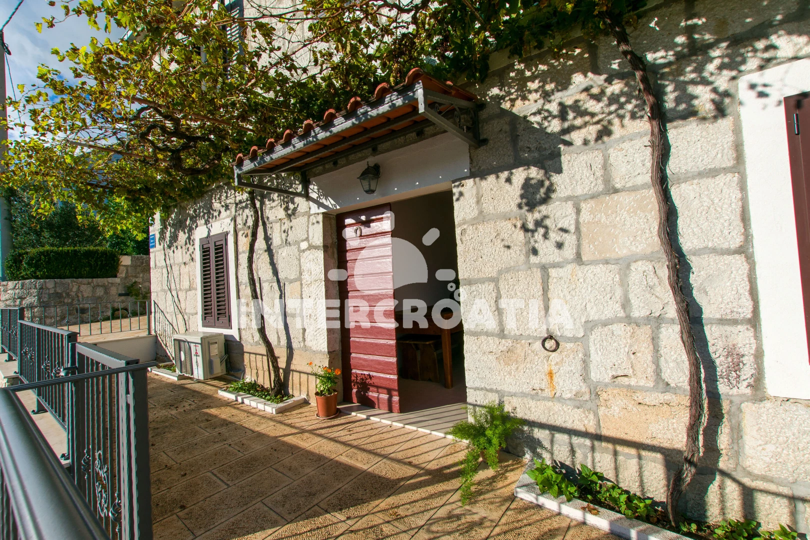 Apartmán Střední Dalmácie - Ostrvica DA 8528 N1