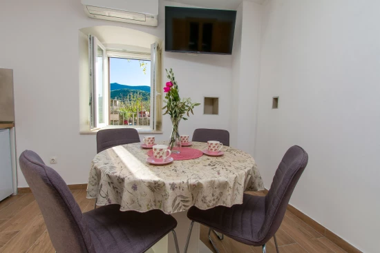 Apartmán Střední Dalmácie - Ostrvica DA 8528 N1