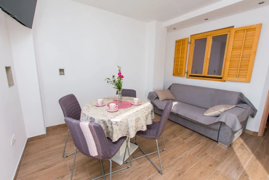 Apartmán Střední Dalmácie - Ostrvica DA 8528 N1