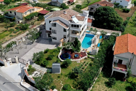 Vila Střední Dalmácie - Plano (Trogir) DA 8532 N1