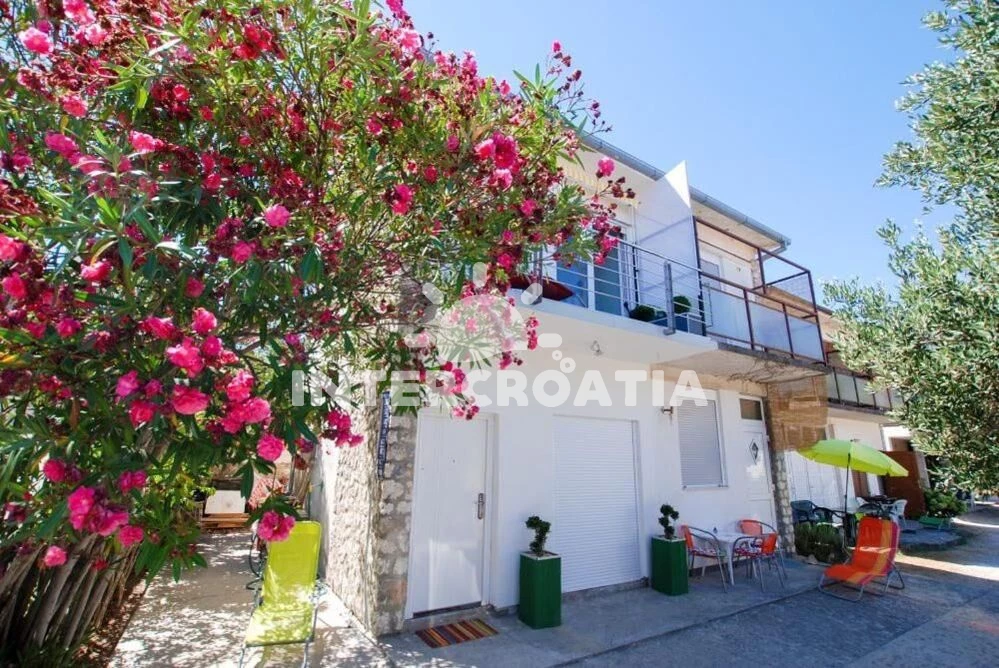 Apartmán Střední Dalmácie - Okrug Gornji DA 8537 N1