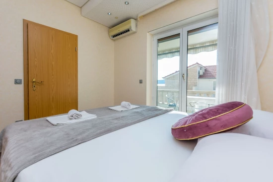 Apartmán Střední Dalmácie - Duće DA 8540 N5