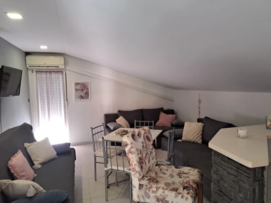 Apartmán Severní Dalmácie - Karlobag DA 8541 N2