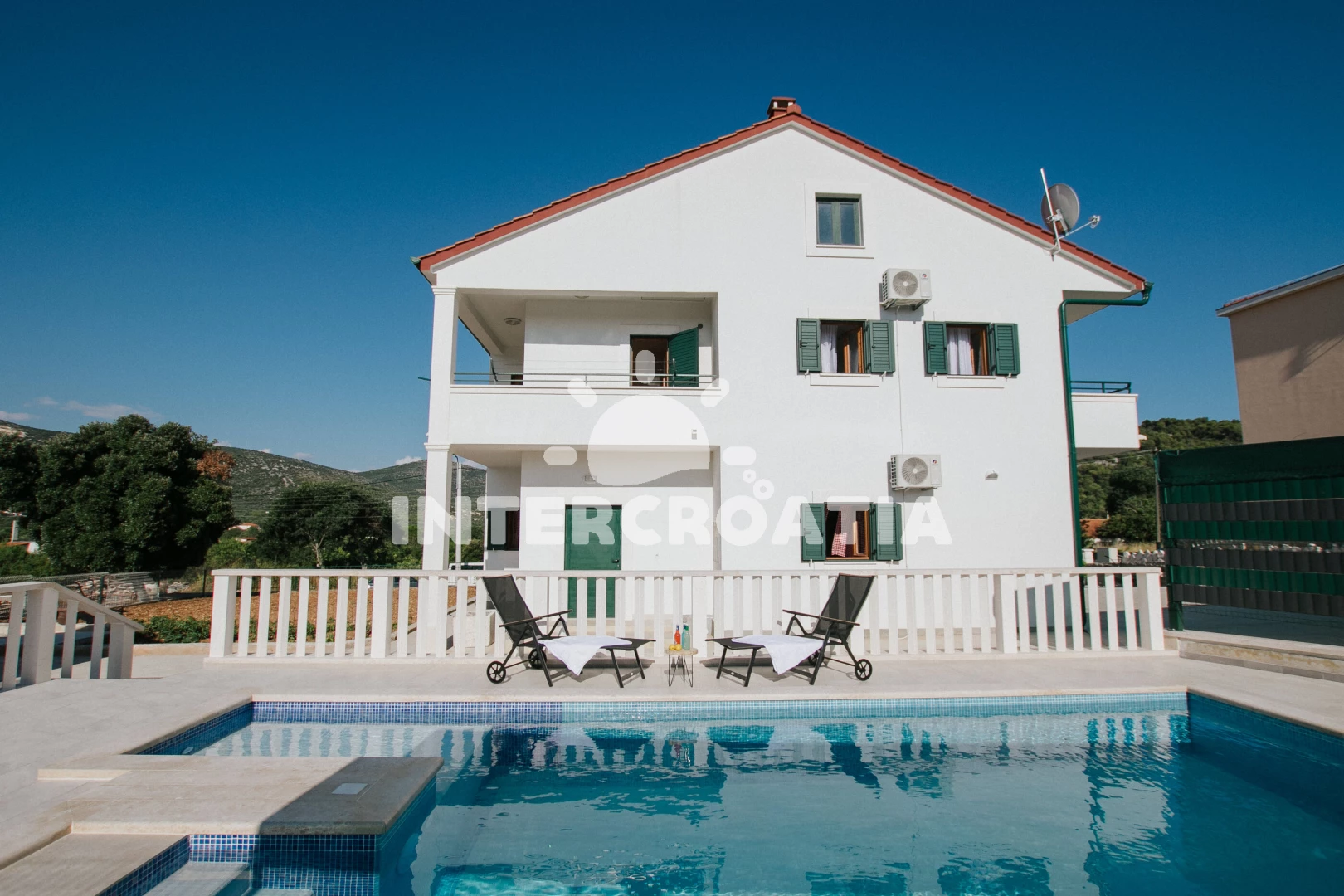 Vila s bazénem Střední Dalmácie - Poljica DA 8542 N1