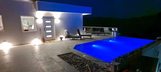 Vila Střední Dalmácie - Seget Donji DA 8551 N1