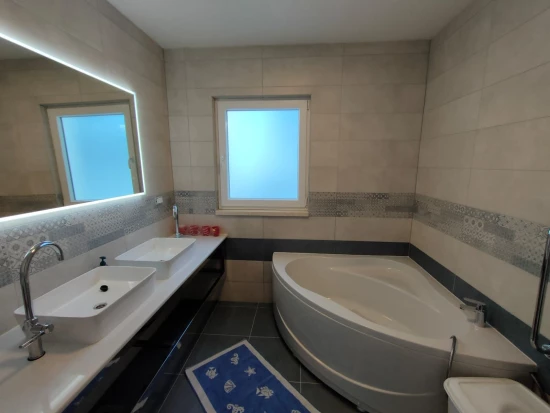 Vila Střední Dalmácie - Seget Donji DA 8551 N1