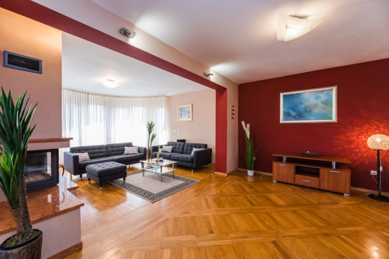 Vila Kvarner - Novi Vinodolski KV 7647 N1