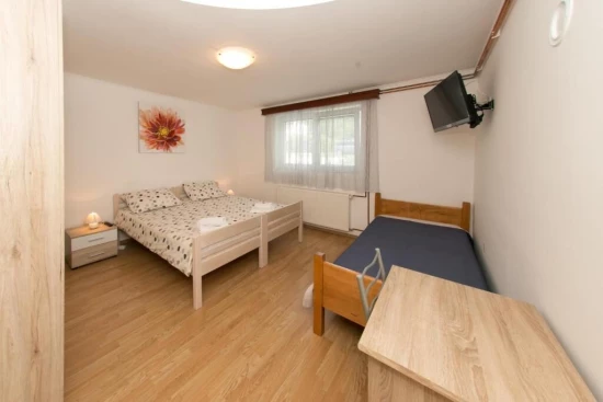 Apartmánový pokoj Kvarner - Otočac KV 7649 N1