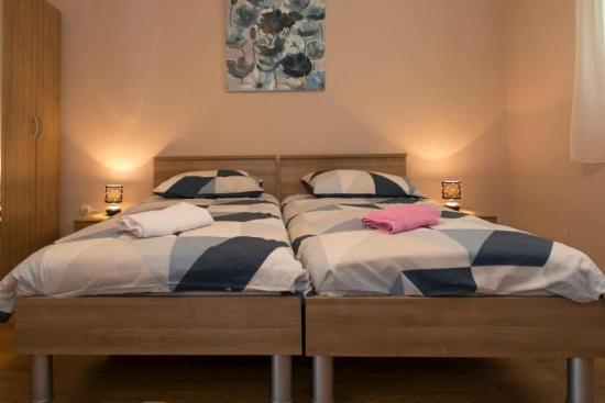 Apartmánový pokoj Kvarner - Otočac KV 7649 N3