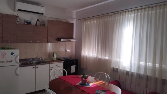 Apartmán Střední Dalmácie - Makarska DA 8563 N2