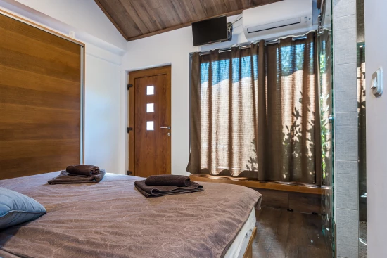 Vila Ostrov Murter - Tisno OS 10374 N1