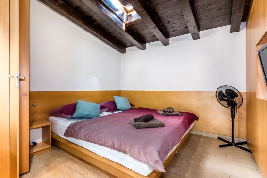 Vila Ostrov Murter - Tisno OS 10374 N1