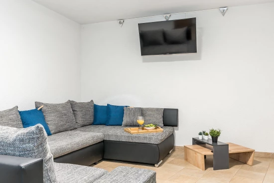 Vila Ostrov Murter - Tisno OS 10374 N1