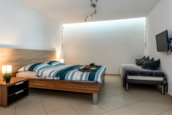 Vila Ostrov Murter - Tisno OS 10374 N1