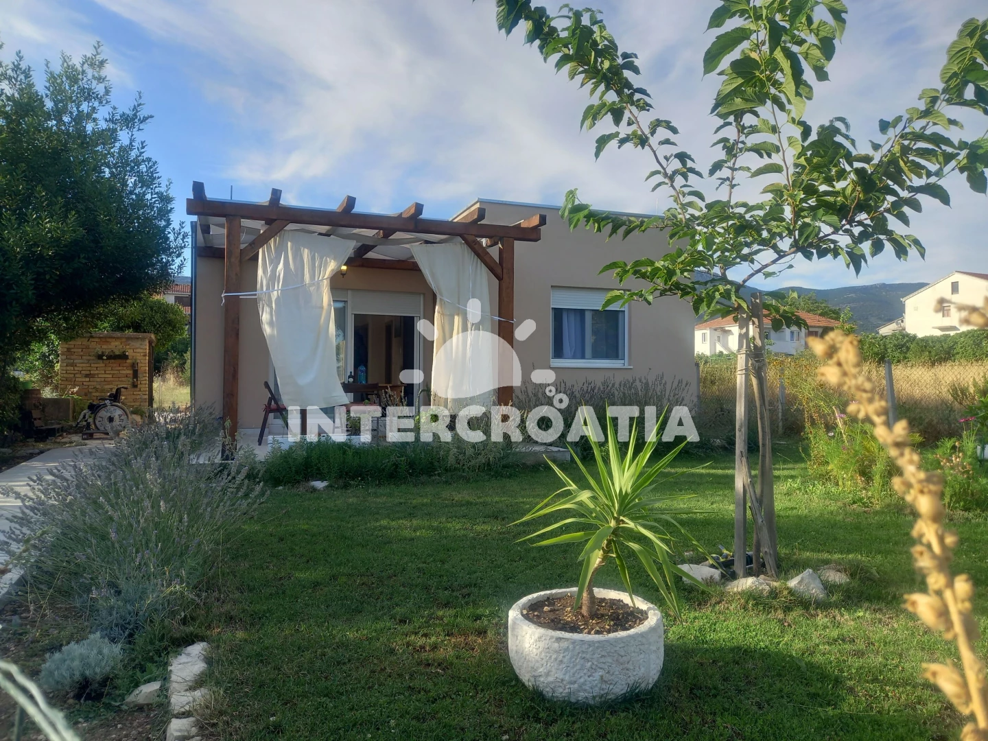 Domek Střední Dalmácie - Kaštela DA 8566 N1