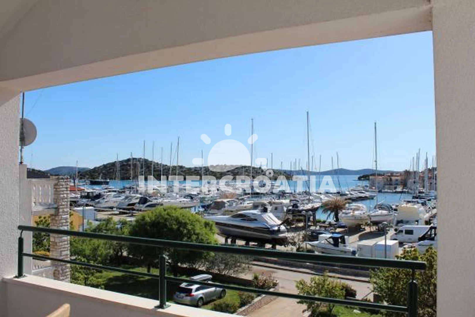 Apartmán Severní Dalmácie - Tribunj (Vodice) DA 8567 N4