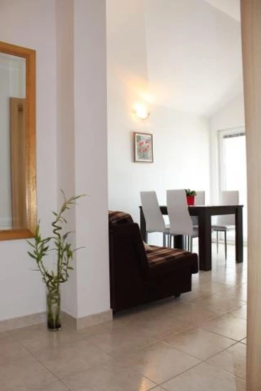 Apartmán Severní Dalmácie - Tribunj (Vodice) DA 8567 N4