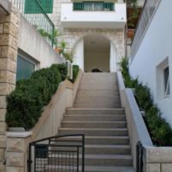 Apartmán Střední Dalmácie - Tučepi DA 8570 N1