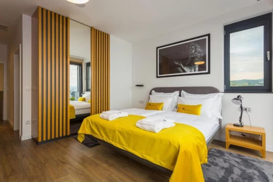 Vila Kvarner - Opatija KV 7660 N1