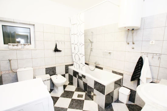 Apartmán Střední Dalmácie - Trogir DA 8586 N1