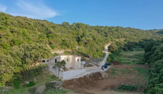 Domek Ostrov Brač - Pučišća OS 10393 N1