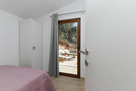 Domek Ostrov Brač - Pučišća OS 10393 N1